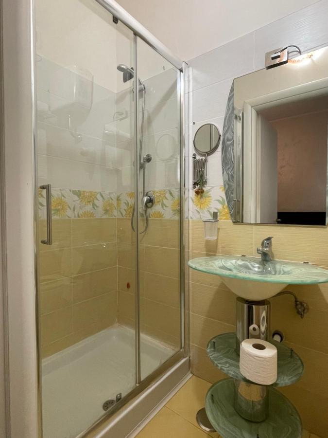B&B Salerno In Buitenkant foto